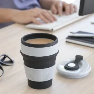 Einziehbare Tasse aus Silikon InnovaGoods Flahsie image-3