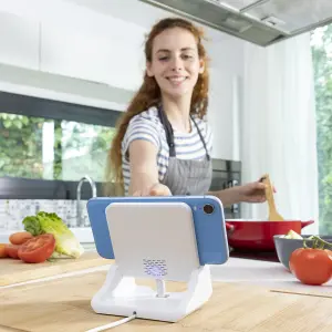 Több pozícióban használható vezeték nélküli töltő állvánnyal InnovaGoods Pomchar image-2