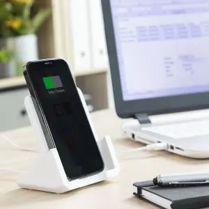 Több pozícióban használható vezeték nélküli töltő állvánnyal InnovaGoods Pomchar image-3