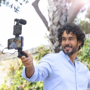 Kit vlogging avec lumière, micro y télécommande InnovaGoods Plodni image-4