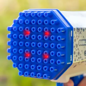 Pistola dispensadora de burbujas gigante con led InnovaGoods Gubles XL image-2