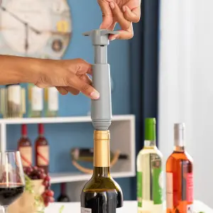 Vacuum pump and wine stoppers InnovaGoods Winuum image-5
