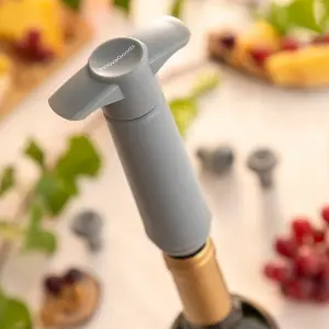 Vacuum pump and wine stoppers InnovaGoods Winuum image-2