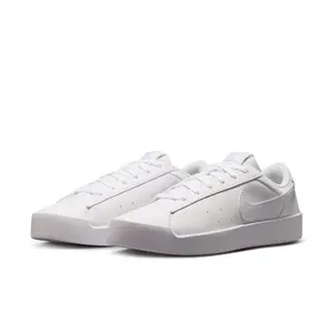 Women's Sneakers Nike Court Heritage SL image-1