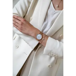 Reloj de malla para mujer Isabella Ford Chloé image-1