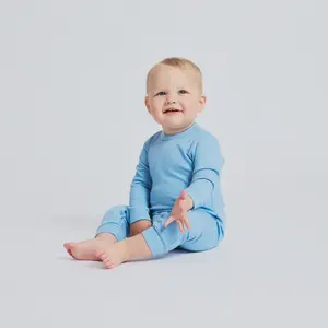 Baby suit Isbjörn of Sweden Husky image-3