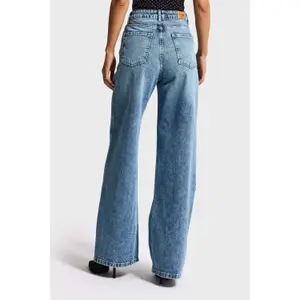Hochbund Weite Beinform Jeans Damen It's Basic Olea image-2