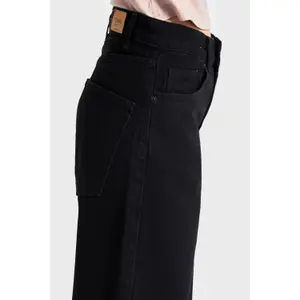 Hoch sitzende lockere Jeans für Frauen It's Basic Sofia image-4