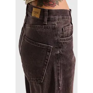 Hoch sitzende lockere Jeans für Frauen It's Basic Sofia image-4