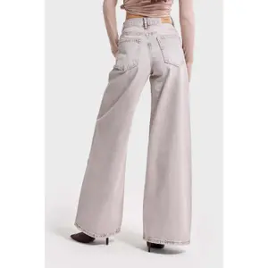 Mid-Rise Palazzo Jeans Women It's Basic Elena image-1