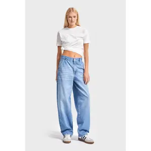 Women’s mid-rise loose jeans It's Basic image-1