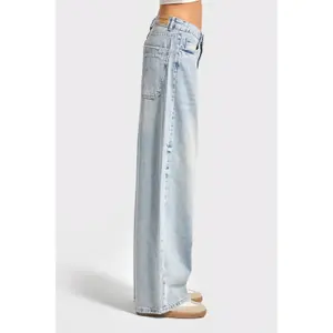 Baggy Tapered Jeans Mid-Hög Denim Mångsidig Kvinna It's Basic image-3