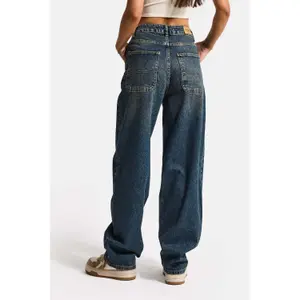 Modern Mid-Rise Straight Jeans Women It's Basic Skater image-2