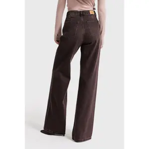Jeans Loose mit mittelhoher Taille aus steifem Baumwollmaterial für Frauen It's Basic image-2