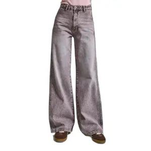 Hoch sitzende lockere Jeans für Frauen It's Basic image-0