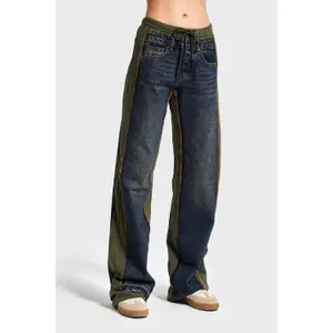Hoch sitzende lockere Jeans für Frauen It's Basic image-2