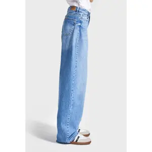 Hochbund Weite Beinform Jeans Damen It's Basic Skater image-3