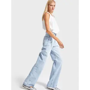 Hoge taille Rechte Jeans Zachte Denim Vrouw It's Basic image-4