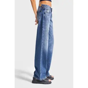 Timeless Low Rise Straight Look Jeans Women It's Basic image-3