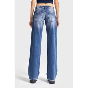 Timeless Low Rise Straight Look Jeans Women It's Basic image-2
