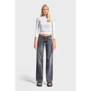 Timeless Low Rise Straight Look Jeans Women It's Basic image-1