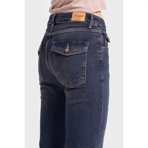 Mid-Rise Flared Jeans Women It's Basic Olivia image-4