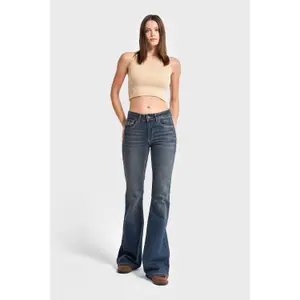 Mid-Rise Flared Jeans Women It's Basic Olivia image-1