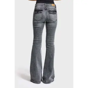 Hochgeschnittene Flared Jeans Damen It's Basic Olivia image-2