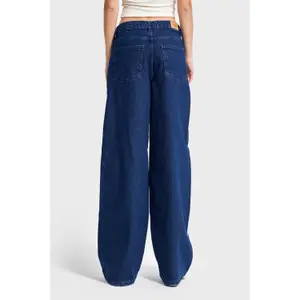 Hochbund Weite Beinform Jeans Damen It's Basic image-3
