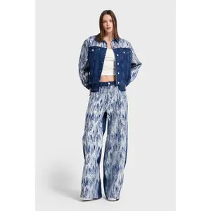 Women's denim jacket It's Basic image-1