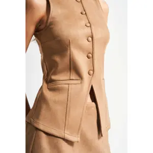 Women's vest It's Basic image-4