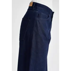 Damen Jeans mit mittelhoher Taille, lockere Passform It's Basic Rhinestone image-4