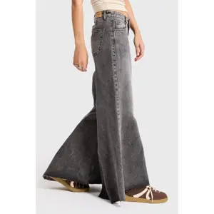 Low-Rise Palazzo Jeans Women It's Basic image-2