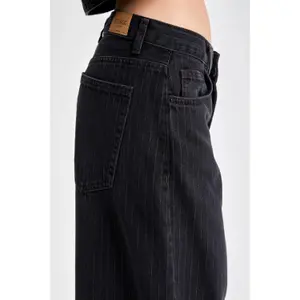Moderne Weite Jeans mit mittelhoher Taille Damen It's Basic image-4