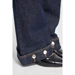 Jeans Loose mit mittelhohem Bund und Knopfdetails entlang dem Saum Damen It's Basic image-4