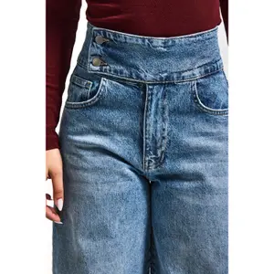 Palazzo Wide Leg Jeans Clean and Structured Mid-Rise Women's It's Basic image-4