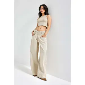 Women's Low Rise Wide Leg Jeans It's Basic image-1
