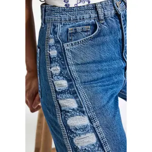 Mid-Rise Flared Jeans Women It's Basic Rhinestone image-4