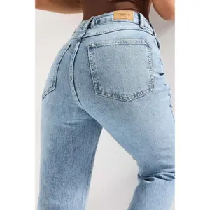 Timeless High-Waisted Flare Jeans Women It's Basic image-4