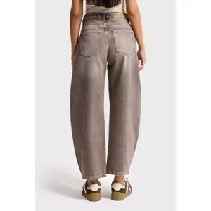 High-Waisted Balloon Jeans Women It's Basic image-1