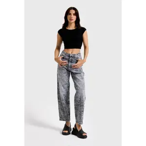 Women's Mid-Rise Relaxed Fit Cotton Jeans It's Basic image-1