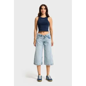 Kort slidte jeans til kvinder It's Basic image-1
