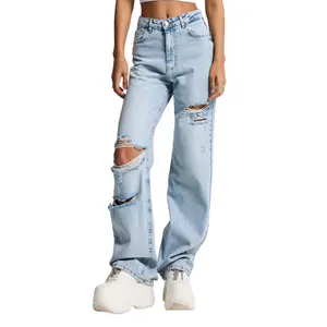 Jeans Straight cintura média senhora It's Basic Ripped image-0