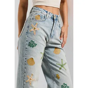 Flattering High-Waisted Straight Jeans with Embroidered Shell Details Women It's Basic image-4