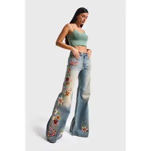 Flared Jeans Taille Midden met Flatterende Silhouet Dames It's Basic image-3