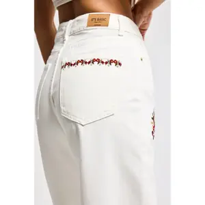 High Waisted Straight Jeans with Elegant Floral Embroidery Women It's Basic image-4