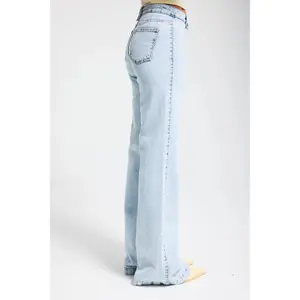 Flare-Jeans mit mittelhoher Taille aus weichem Baumwollmix Damen It's Basic image-3