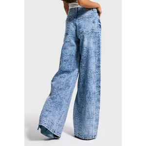 Versatile and Refined High-Waisted Wide Leg Palazzo Jeans Women's It's Basic image-2