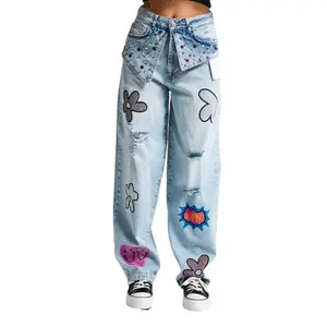 Women's Mid-Rise Straight Jeans It's Basic Skater Rhinestone