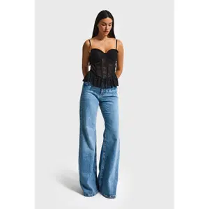 Hochgeschnittene Flared Jeans Damen It's Basic image-2